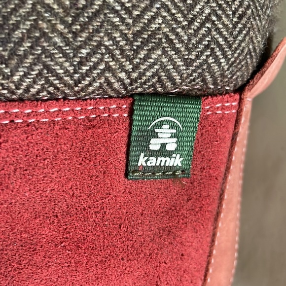 NEW w/out Tags, Kamik Girl’s Waterproof Boots, Size 3, Maroon - Picture 3 of 7